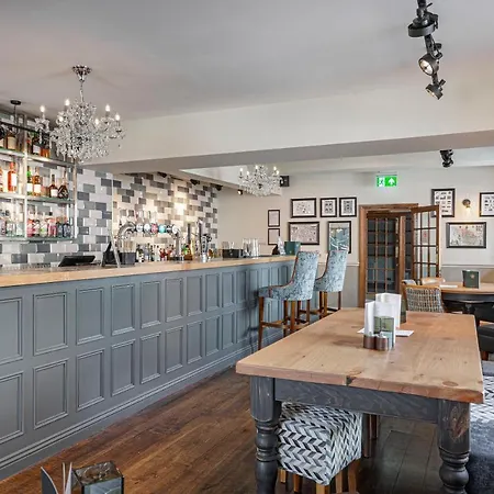 Hotel The Crown Hotel, Boroughbridge, North Yorkshire - The Coaching Group Boroughbridge