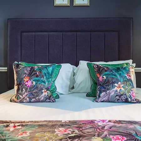 The Crown Hotel, Boroughbridge, North Yorkshire - The Coaching Group Hotell 3*