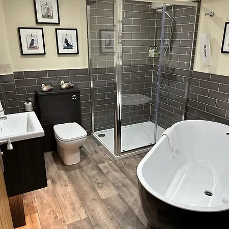 The Crown Hotel, Boroughbridge, North Yorkshire - The Coaching Group