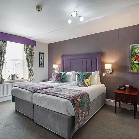 The Crown Hotel, Boroughbridge, North Yorkshire - The Coaching Group 3* Boroughbridge