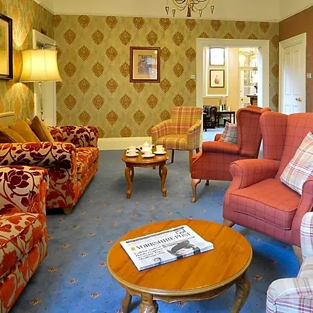 The Crown Hotel, Boroughbridge, North Yorkshire - The Coaching Group 3* Boroughbridge