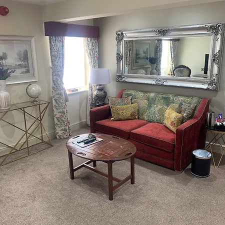 The Crown Hotel, Boroughbridge, North Yorkshire - The Coaching Group Hotell 3*