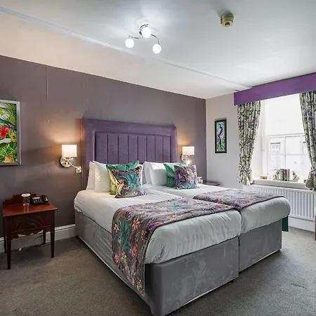 The Crown Hotel, Boroughbridge, North Yorkshire - The Coaching Group 3* Boroughbridge