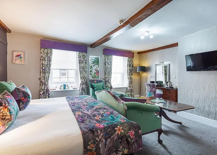 The Crown Hotel, Boroughbridge, North Yorkshire - The Coaching Group 3*