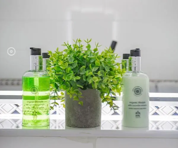 The Crown Hotel, Boroughbridge, North Yorkshire - The Coaching Group Hotell