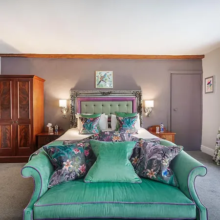 The Crown Hotel, Boroughbridge, North Yorkshire - The Coaching Group 3* Boroughbridge