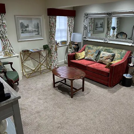 Ξενοδοχείο The Crown Hotel, Boroughbridge, North Yorkshire - The Coaching Group 3*