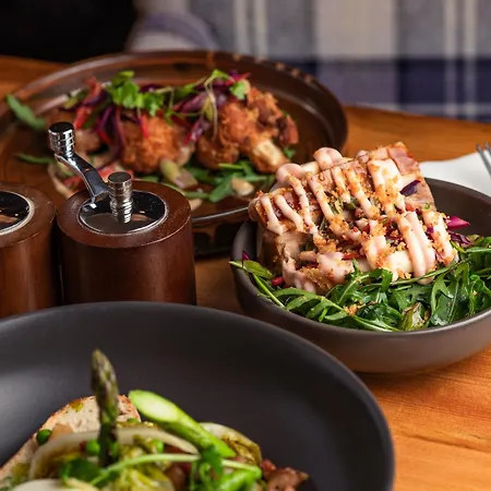 Ξενοδοχείο The Crown Hotel, Boroughbridge, North Yorkshire - The Coaching Group 3*